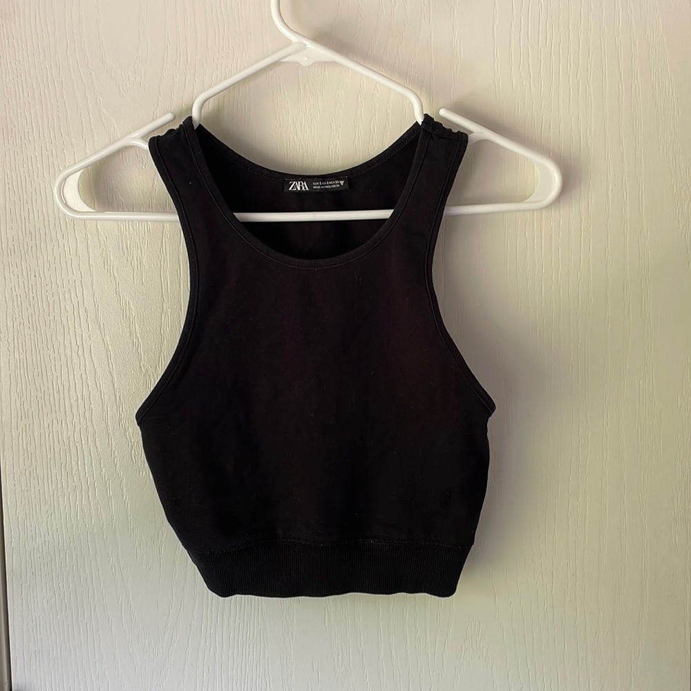 Cropped Zara tank